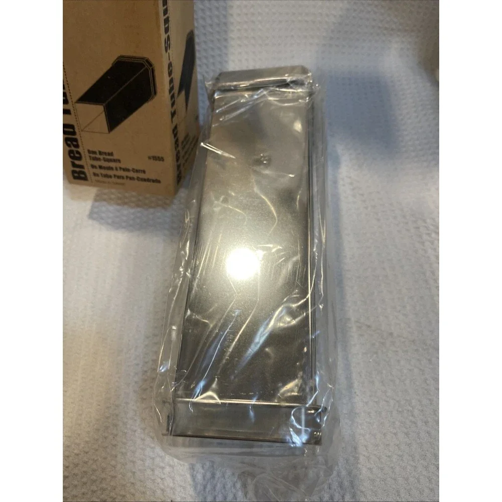 Pampered Chef Bread Tube Square #1555 New In Box Baking Pan Mold USA